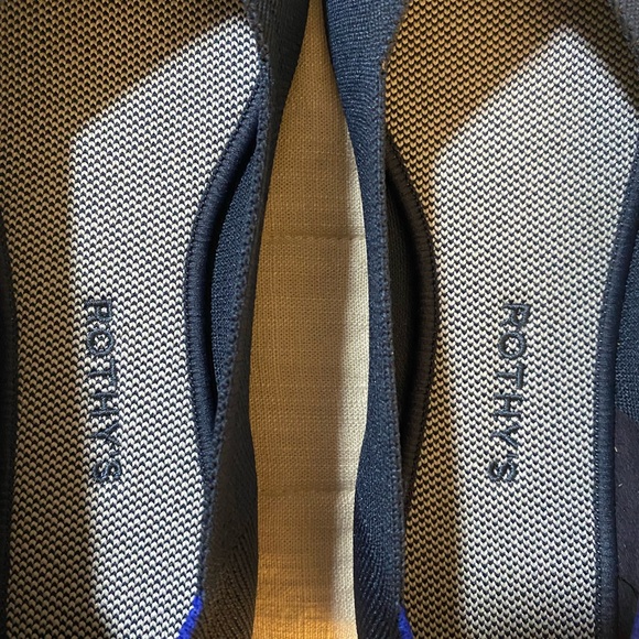 Rothy's Navy Blue Knit Women's Ballet Flats - Picture 2 of 3